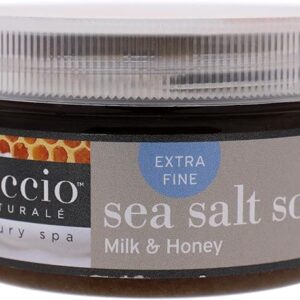 Exfoliante de sal marina Cuccio Naturale - Nutre y exfolia para eliminar las células muertas de la piel - Deja la piel tersa, radiante y con un aspecto juvenil - Hidrata profundamente - Leche y miel - 237 ml