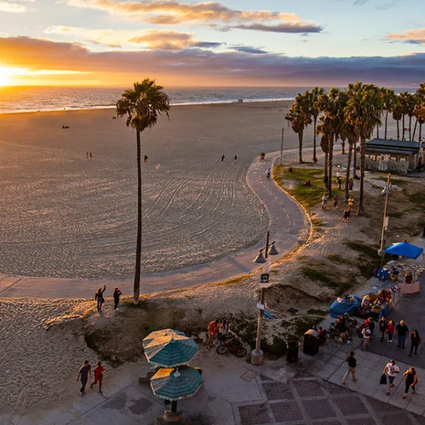VC_California101_VeniceBeach_Stock_RF_638340372_1280x640.jpg VC_California101_VeniceBeach_Stock_RF_638340372_1280x640.jpg